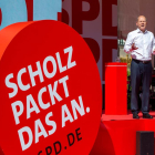 El socialdemócrata Olaf Scholz se perfila como nuevo canciller alemán. Podría pactar un tripartito con ecologistas y neocomunistas.