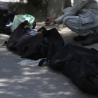 Imatge d’un cadàver en un carrer de la capital afganesa.