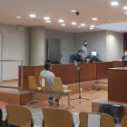 El acusado durante la celebración del juicio ayer en la Audiencia de Lleida. 