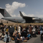 Militars britànics participen en la missió d’evacuació del personal autoritzat de l’aeroport de Kabul.