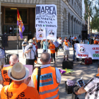 La última concentración de pensionistas ante la sede del Banco de España en Barcelona.