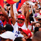 Veneçolans durant un acte de campanya d’un dels candidats de l’oposició chavista.