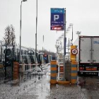Francia no exigirá un test PCR a los camioneros que entren en su territorio