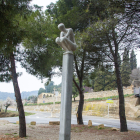 La columna con la figura escultórica en Vallbona de les Monges.