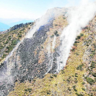 L’incendi, que va poder ser causat per un llamp, es va produir a més de 2.000 metres.