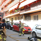 Els Bombers sufoquen un incendi en un pis de la Mariola