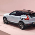 Volvo Cars acaba de presentar una variant del seu SUV compacte Volvo XC40 Recharge elèctric pur equipada amb un sol motor elèctric.