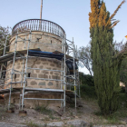 Bastides per a les obres de restauració en una de les torrasses del XIX del Parc de Sant Eloi.