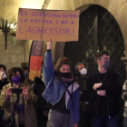 Manifestació el mes de març passat a la plaça Paeria pels casos d’abusos a l’Aula de Teatre.