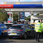 El Regne Unit posa en alerta l'Exèrcit per la falta de combustibles