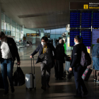Les conseqüències a les restriccions a viatges des d’alguns països ha desfermat la por en la borsa.