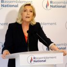 Marine Le Pen atendió a la prensa tras conocerse los primeros resultados de las elecciones de ayer.