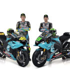 Rossi y Morbidelli, ayer con los nuevos colores de su equipo.