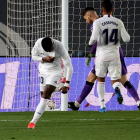 Vinicius celebra el gol que va evitar la derrota del Madrid.