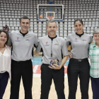 José Antonio Pagán, en el centro, fue homenajeado en Girona.