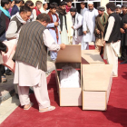 Funeral por las víctimas del atentado del EI en Afganistán.