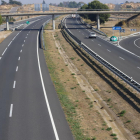 Imagen de la autovía vacía en uno de los accesos en Lleida. 
