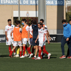 Jugadors del Lleida, diumenge a l’acabament del partit que van guanyar 1-3 a l’Espanyol B.