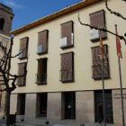 El nuevo ayuntamiento de Fraga, al lado de los locales del CEICU.