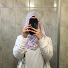 La alumna expulsada del centro de prácticas por llevar hiyab.