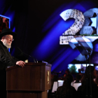 El rabino Meir Lau, superviviente del Holocausto, pronunció un emotivo discurso durante el acto. 