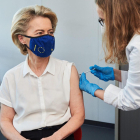La presidenta de la Comisión Europea se vacunó ayer.
