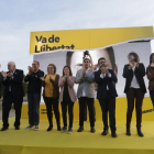 Aragonès, Eritja, Maragall y Pueyo, junto con otros dirigentes de ERC, ayer al acabar el acto en el Parc de l’Aigua.