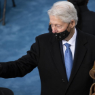 Bill Clinton surt de l'hospital després de diversos dies ingressat per una infecció a la sang