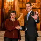 La ministra d’exteriors, Arancha González Laya, amb Juan Guaidó a la Casa de les Amèriques.
