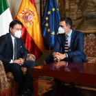 Sánchez, durant la trobada ahir amb Conte a Palma.