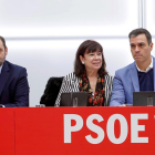 José Luis Ábalos, Cristina Narbona y Pedro Sánchez, ayer en la Ejecutiva del PSOE