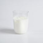 Los beneficios de beber un vaso de leche antes de dormir