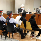 Els tres acusats, ahir durant el judici a l’Audiència de Lleida.