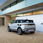 Irrompen al mercat espanyol les primeres unitats de les noves versions híbrides endollables dels Range Rover Evoque i Discovery Sport amb la seua nova mecànica P300e.