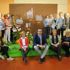 Socias de L’Albada, con el alcalde de Mollerussa. 