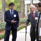 Carles Puigdemont en Atlanta al lado del senador Ambler Hodges Moss, con bastón.