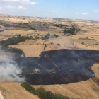 Imagen aérea del fuego de ayer en la Segarra. 