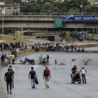 Imagen de archivo de la oposición cortando las calles en Caracas.