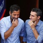 Sánchez Flores y Valverde recuperaron la tradición de fotografiarse juntos antes del derbi.