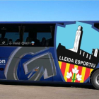 Aquest és el nou vehicle d’Autocars Gamón, que el Lleida estrenarà per desplaçar-se fins a Alcoi.