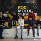 Àlex Màrquez, ayer en las instalaciones de Rodi donde respondió a las preguntas de unos niños.