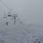 La neu va arribar ahir a cotes altes del Pirineu i va nevar al port de la Bonaigua, al Pallars Sobirà.
