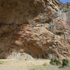 Imagen de la Cova Gran de Santa Linya, donde se excava desde hace 15 años y paraíso de escaladores. 