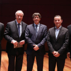 Javier Bordas, del FC Barcelona, Del Bosque, el President Puigdemont, Albert Esteve y Gerard Figueras.