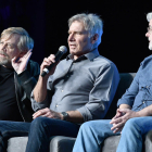 Mark Hamill, Harrison Ford y George Lucas, el jueves en Orlando.