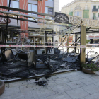 La terraza del restaurante ardió por completo en un incendio provocado. 