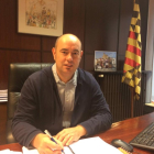 Imagen de Vidal en su despacho del ayuntamiento de Balaguer. 