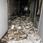 La zona de los vestuarios de mujeres quedó muy dañada por el incendio.
