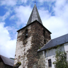 El campanario de la iglesia de San Pèir ad Vincula de Bausen.