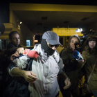 Imatge de la sortida de presó del “violador de l’ascensor” l’any 2013.